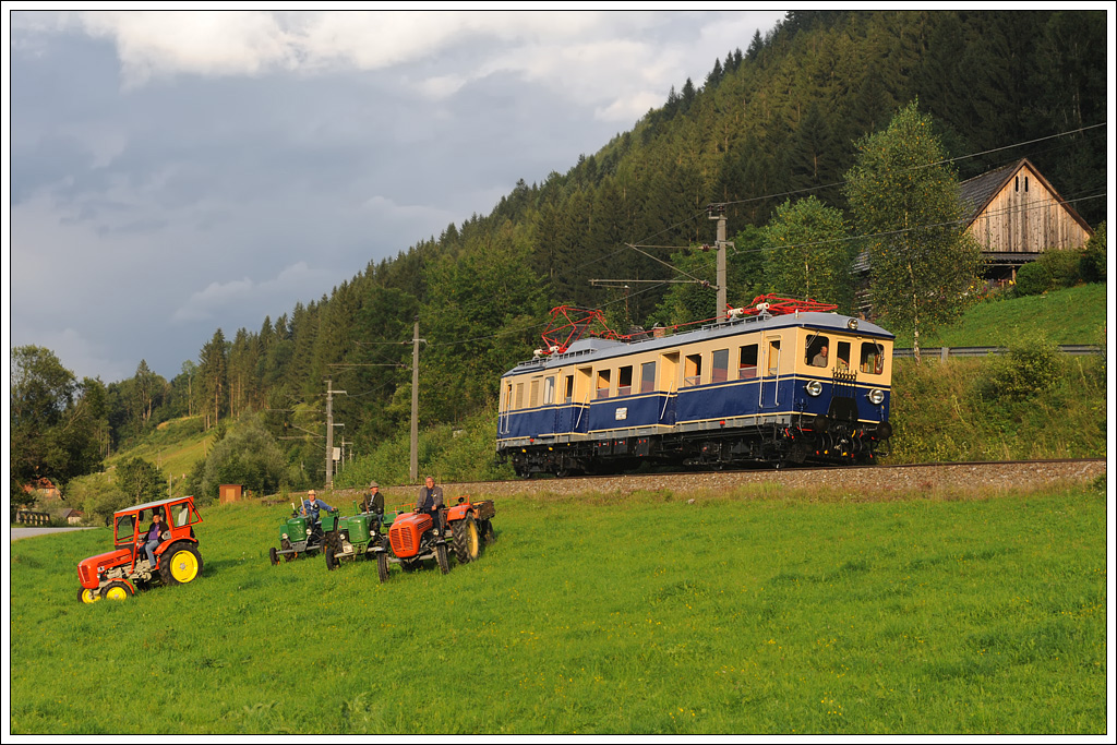 4041.01 am 10.8.2012 als 17250 von Admont nach Selzthal, aufgenommen n�chst Frauenberg.