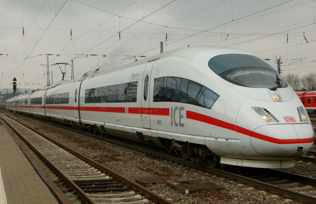 406 003 (Mannheim) ist als Ersatz ICE 2893 Saarbrcken - Frankfurt (Main) am 17.02.2012 in Kaiserslautern