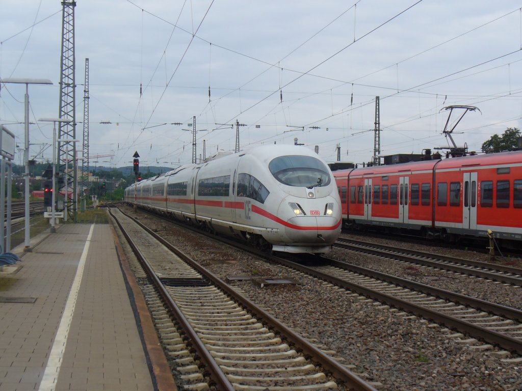 406 082 (K�ln) als ICE 9551 Paris Est - Frankfurt (Main) am 21.06.2011 in Kaiserslautern Hbf