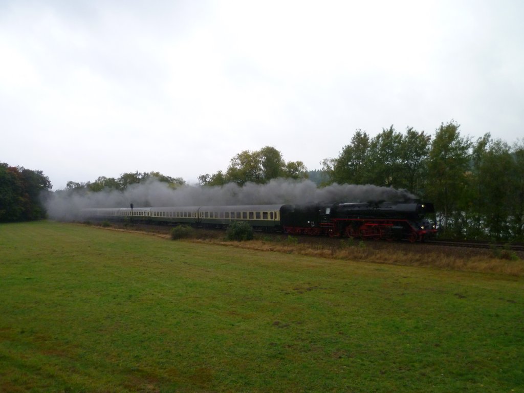 41 1144-9 Mit dem Elstertal Express 2012. Hier am 07.10.12 zusehen an der Talsperre Pirk kurz vor Oelsnitz. 