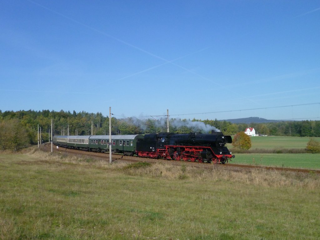 41 1144-9 mit dem Elstertal-Express in Frantikovy Lzne am 16.10.11. 

