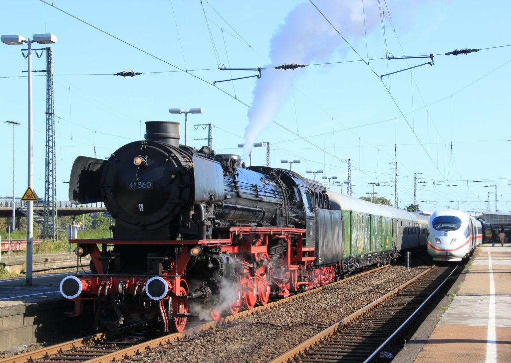 41 360 und ICE Highspeed am 01.09.2012 in Oberhausen Hbf