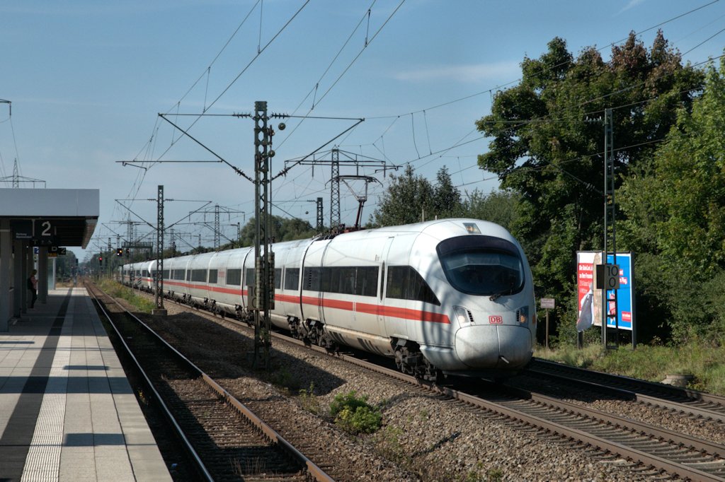 411 004 & 078 am 16.09.12 in Mnchen-Langwied