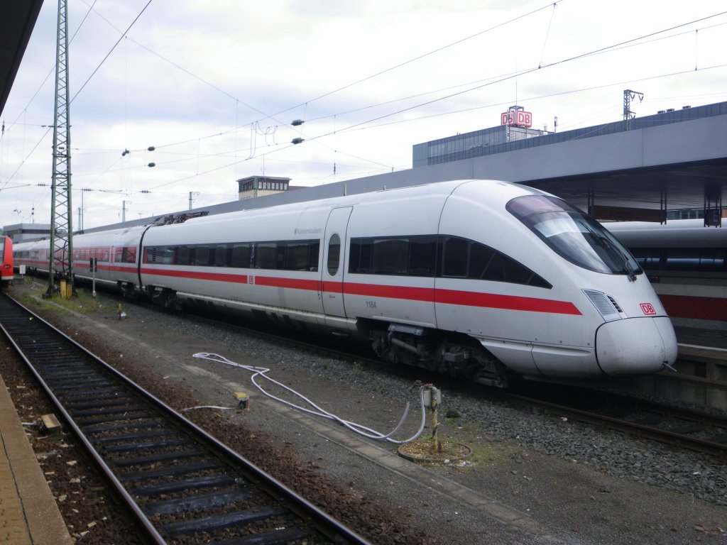 411 084 als Ersatzzug f�r einen 406 am 14.9.10 in Saarbr�cken Hbf.