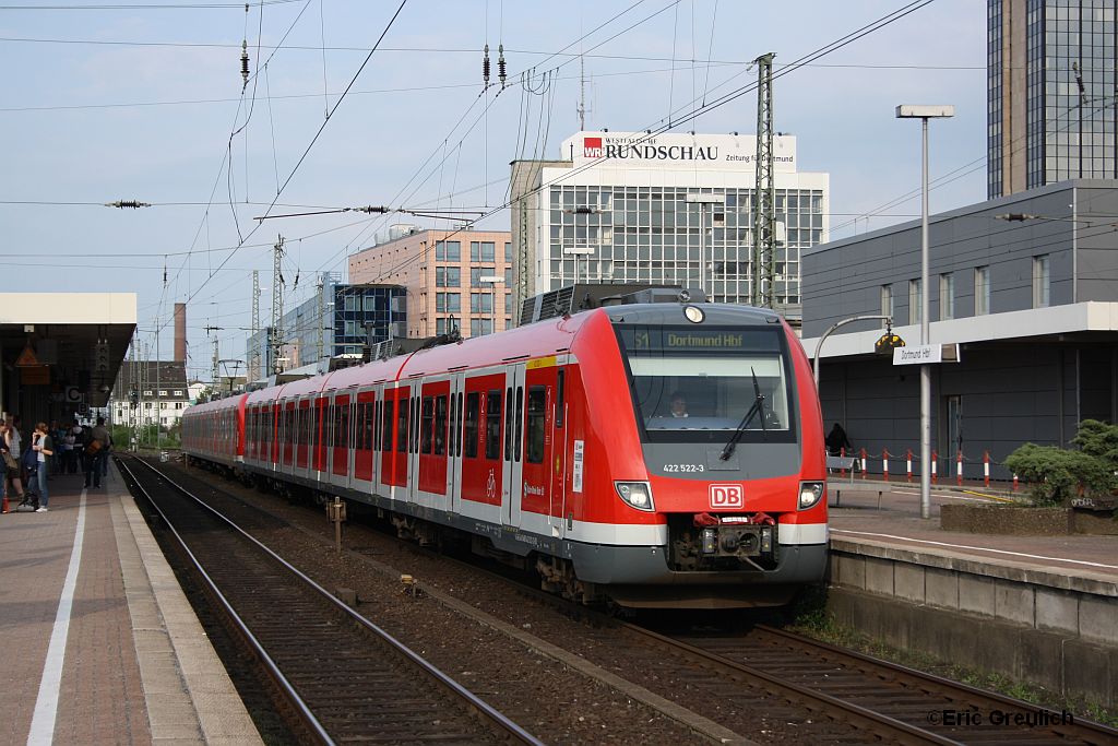 422 022 am 25.5.10 in Dortmund HBF.