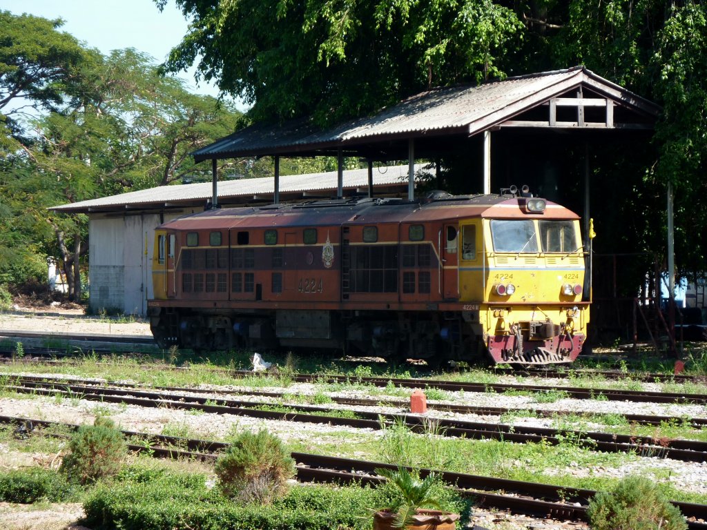 4227 am 09.12.2012 in Bahnhof Chiang Mai.