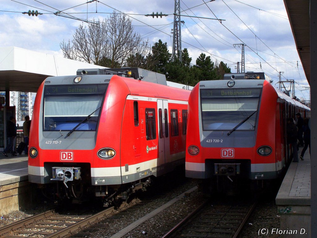 423 213/713 trifft als S4 nach Geltendorf in Mnchen-Laim auf 423 220/720 der als S1 auf dem Weg nach Mnchen-Ostbahnhof ist. 29.03.2010