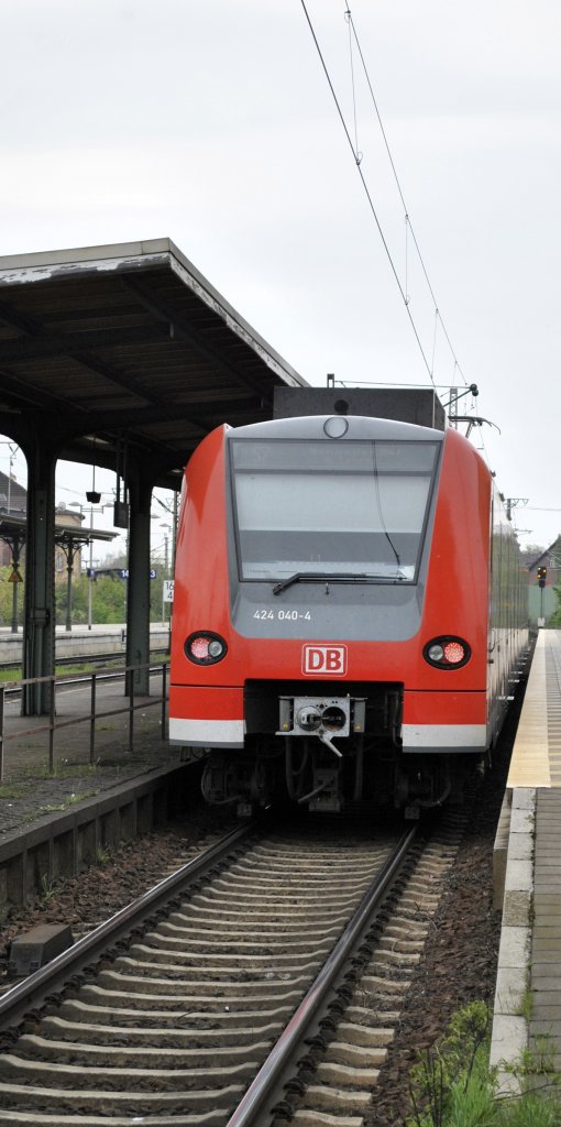 424 040 in Lehrte, am 29.04.2012.