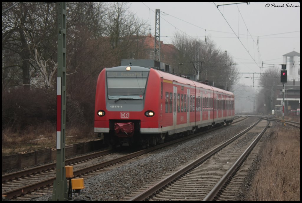 425 075 als RB33 nach Aachen Hbf in Geilenkirchen rein fahrend.
07.02.10 13:51
