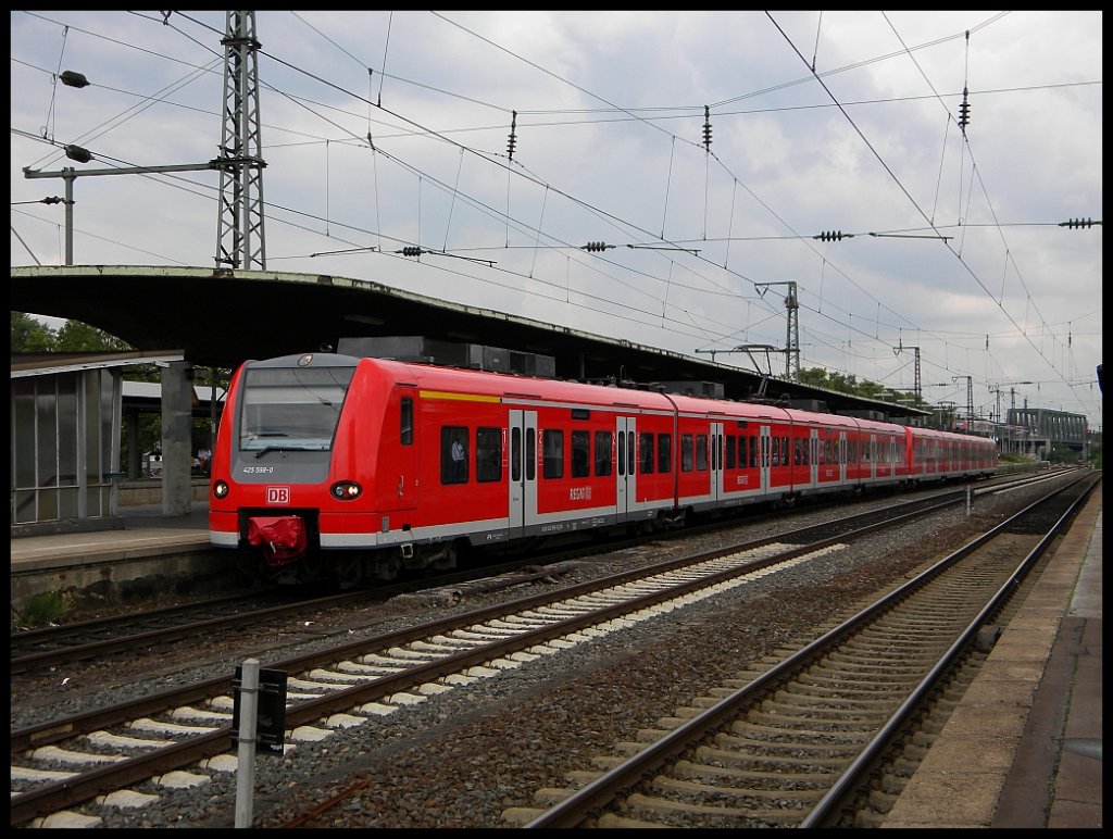 425 559 mit 425 xxx in Kln Deutz