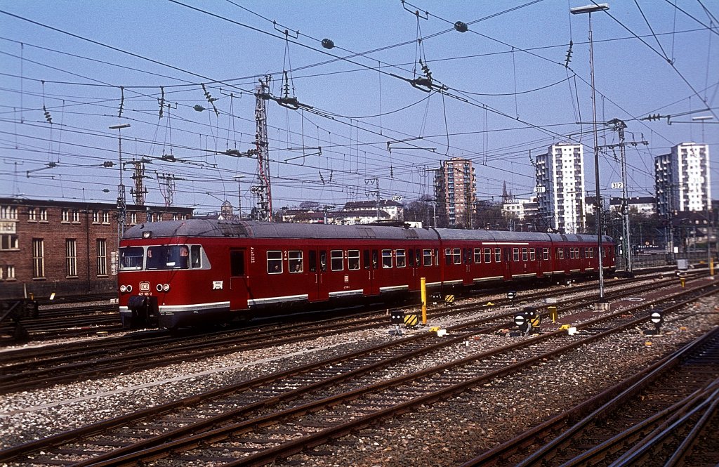 427 105  Stuttgart Hbf  09.04.78