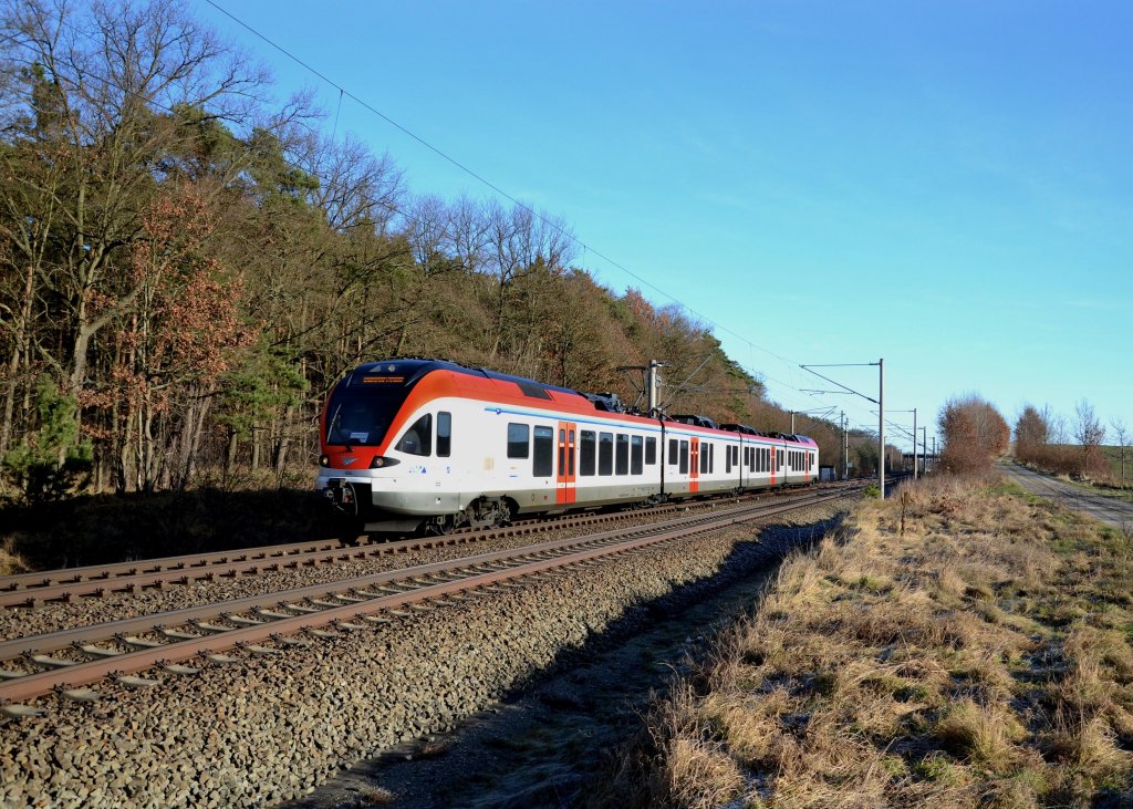 428 138 als ODEG-Ersatzverkehr nach Rathenow am 28.12.2012 bei Nennhausen.