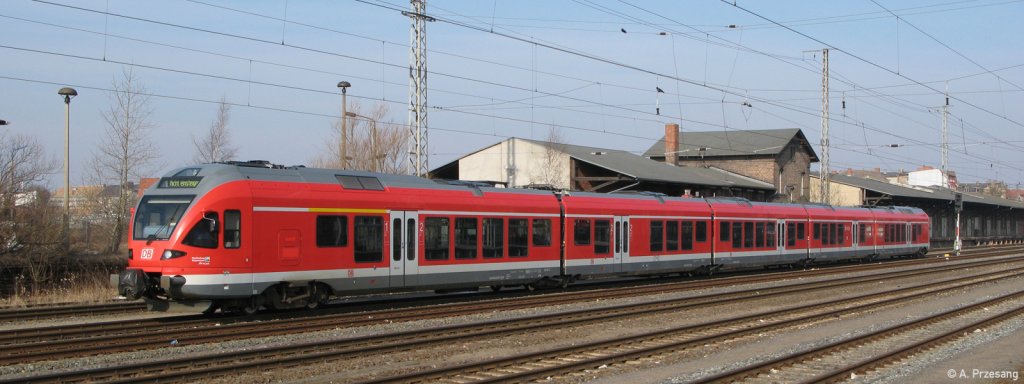 429 027-6 abgestellt und dazu verdammt, in der Sonne zu braten (Stralsund Hbf, 09.03.2011). 