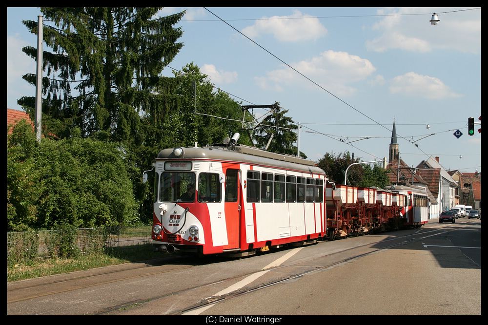 4357 am 27. Juni 2010 in der Seckenheimer Ortsdurchfahrt.