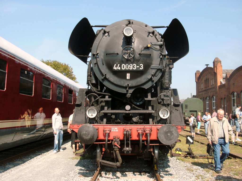 44 0093 im DLW Meiningen zum Tag der offenen Tr. 3.9.11