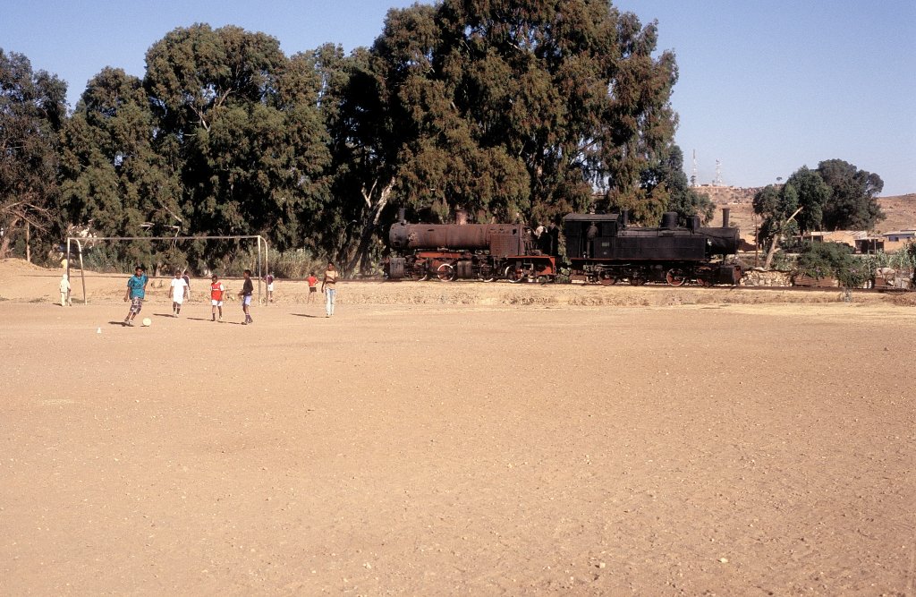 440 008 + 442 55  Asmara  31.01.12