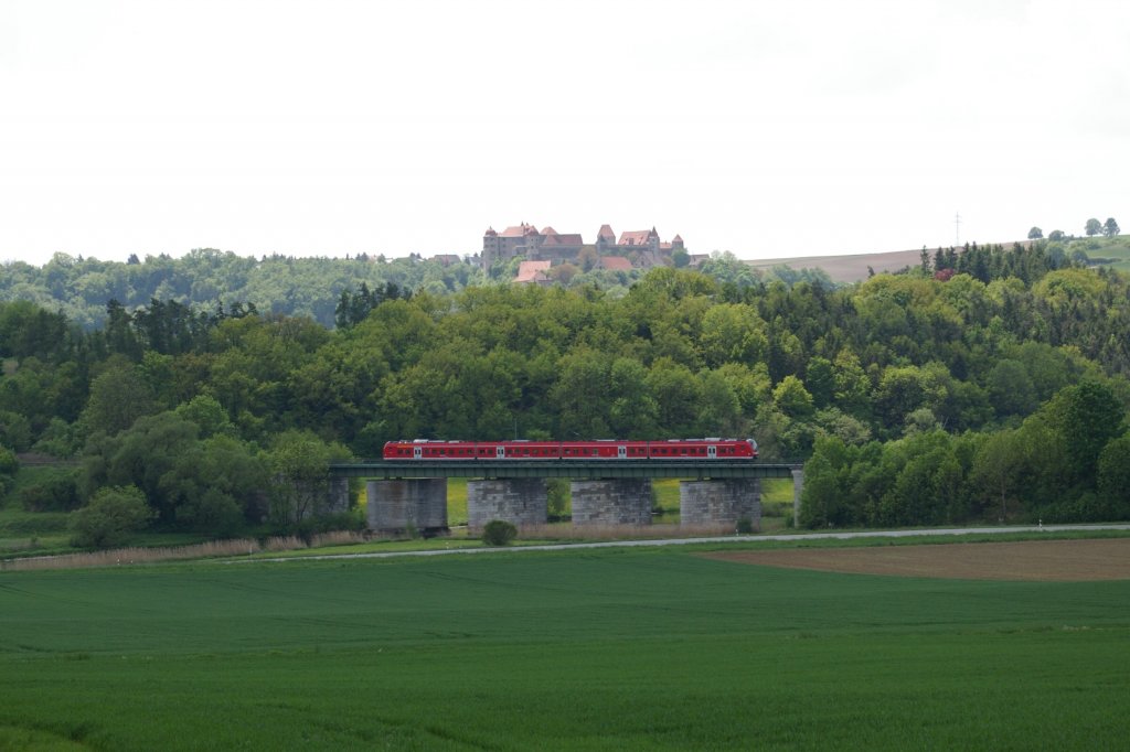 440 022 als RB Donauwrth-Nrdlingen-Aalen am 24.05.2010 bei Harburg (Schwaben).