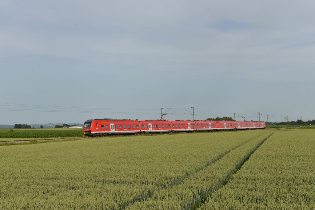440 045 + 440 xxx nach Mnchen Hbf am 28.06.2012 unterwegs bei Langenisarhofen.