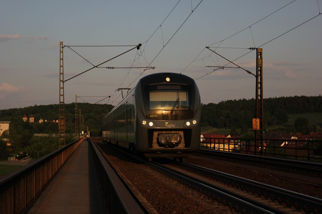 440 101-4 befhrt die Mariaorter Brcke in Richtung Nrnberg. 23.05.2012.