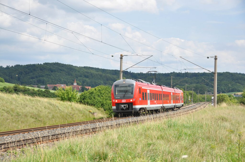 440 320 mit RB 58158 nach Wrzburg in Mitteldachstetten am 18.7.2012