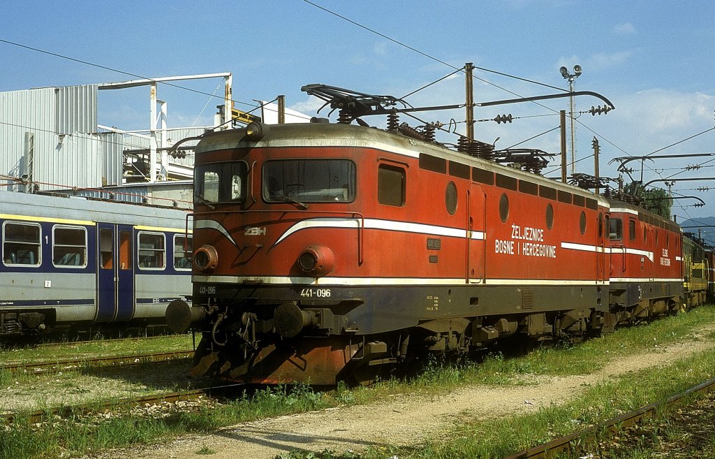 441 096 + 441 100  Railovac  19.05.02