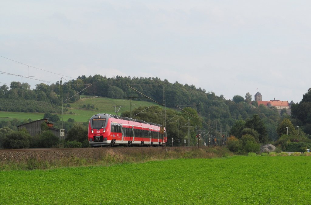 442 805 als Regionalbahn von Bamberg nach Preesig-Rothenkirchen am 18. September 2012 bei Kronach.