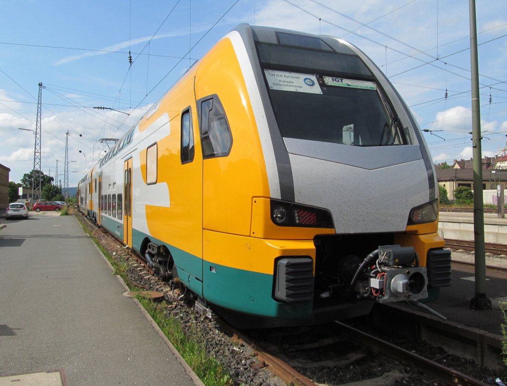 445 108 der ODEG steht am 06. Juli 2012 zu Testzwecken in Bamberg abgestellt.