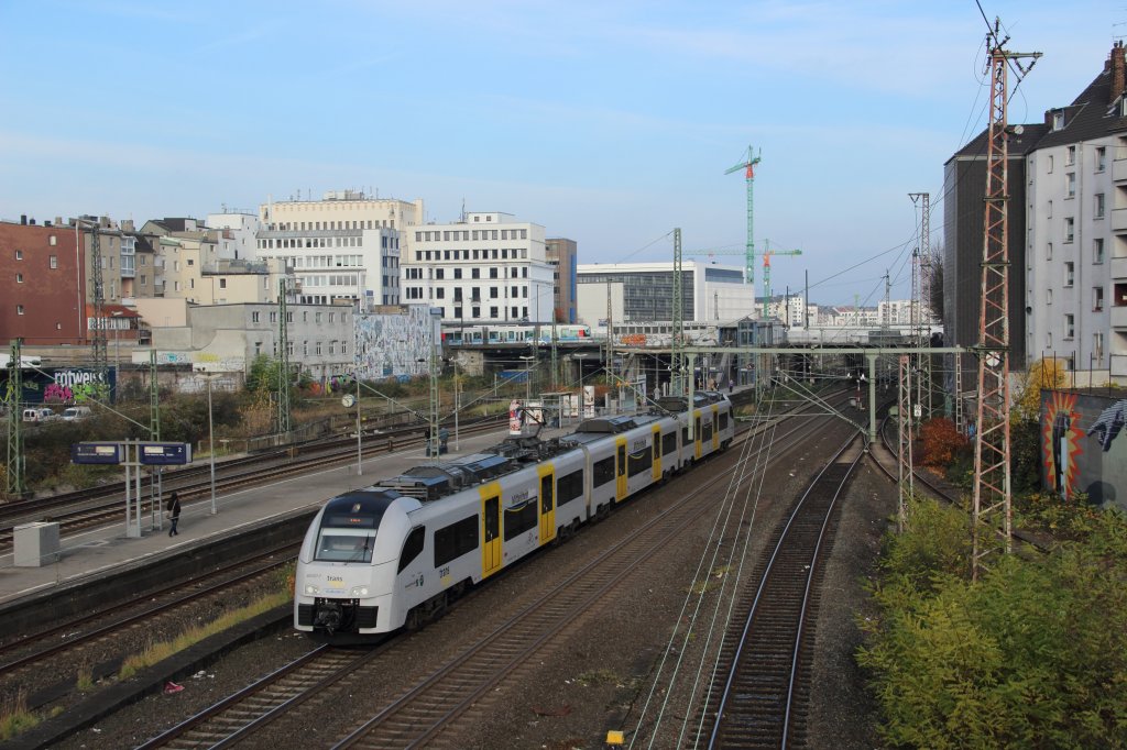 460 017-7 als HKX 1800 (Hamburg-Altona - Kln Hbf) in Dsseldorf-Werhahn am 17.11.2012
