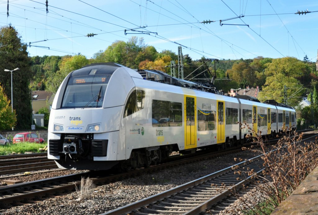 460 017-7 bei der Einfahrt in den Bf-Remagen - 14.10.2011