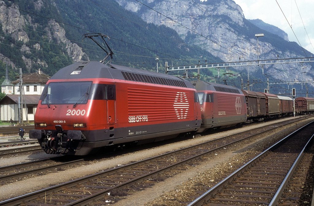 460 061 + 460 096  Erstfeld  18.07.95