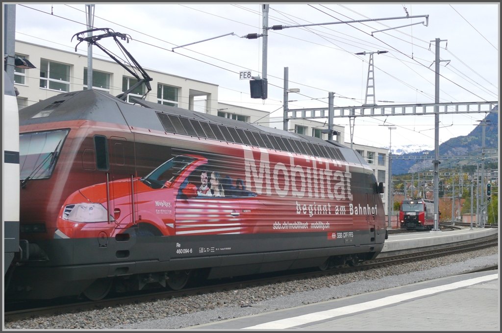 460 094-6 mit Mobility-Werbung in Chur. (25.10.2009)