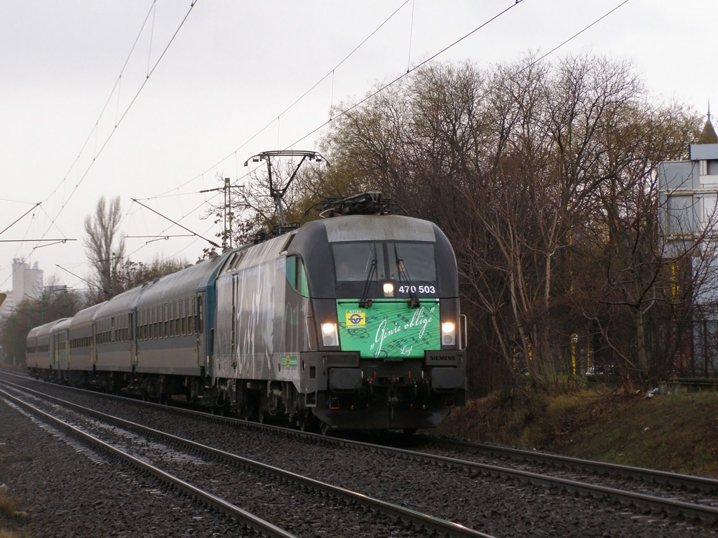 470-503 mit D-Zug zwischen Budapest-Kelenfld und Budapest Dli pu. - 19.01.2012.