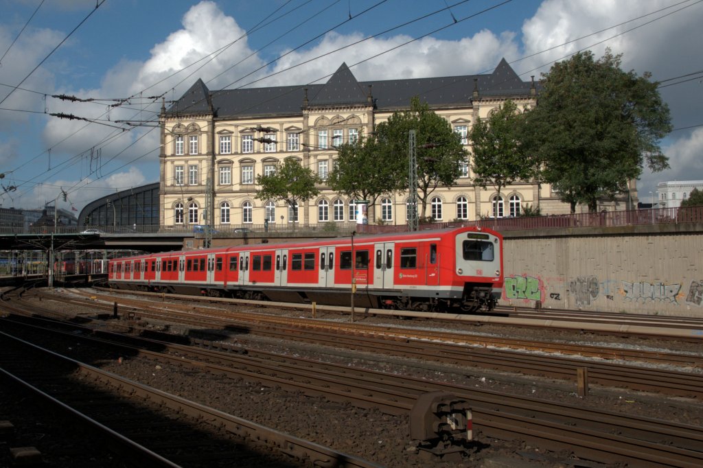 472 038 am 30.09.12 am Hamburger Hbf