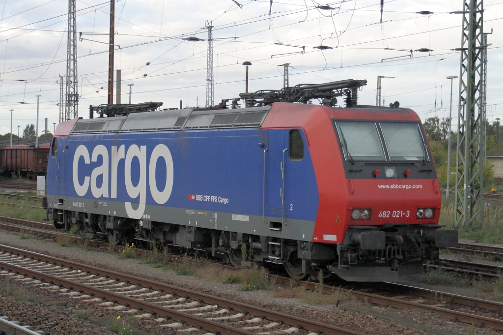 482 021 steht am 18.09.2010 in Angermnde