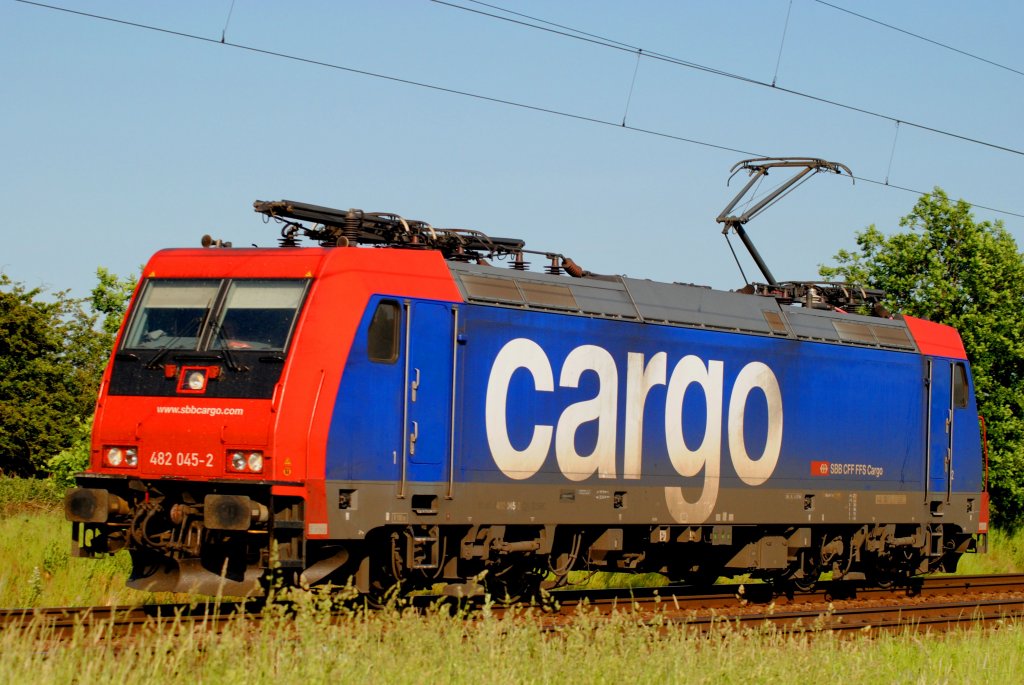482 045-2 SBB Cargo am 29.05.2012 bei Woltorf