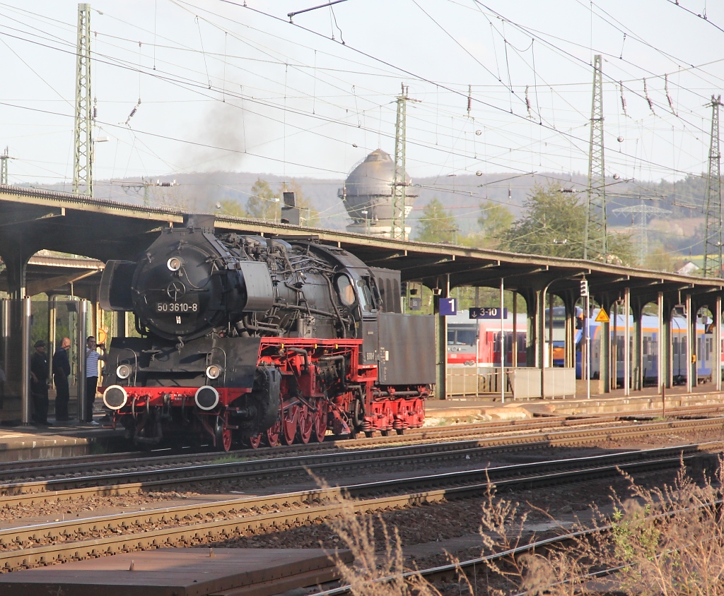 50 3610-8 in Aufbruchstimmung am Ende der 4. Bebraer Dampftage am 28.04.2012.