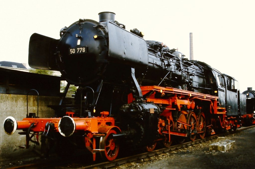 50 779 auf der Fahrzeugschau  150 Jahre deutsche Eisenbahn  vom 3. - 13. Oktober 1985 in Bochum-Dahlhausen.