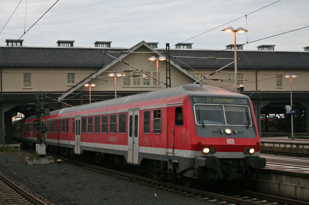 50 80 80-34 116-3 mit 111 193 als Schublok und einem SE nach Weinheim am 31.05.13 bei der Ausfahrt aus Darmstadt Hbf.