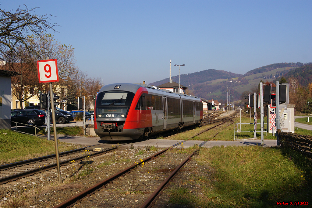 5022 051 fhrt als R2747 von Wiener Neustadt Hbf nach Aspang. Edlitz-Grimmenstein, 13.11.2011