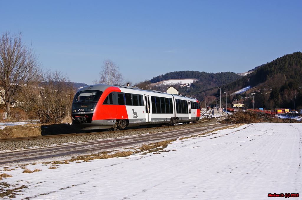 5022 055 fhrt als REX/R2709 von Wiener Neustadt Hbf nach Fehring. Aspang, 21.02.2012