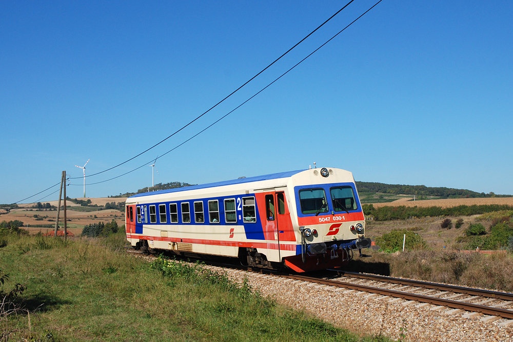 5047 030 als R 6036 zwischen Statzendorf und Herzogenburg, 30.09.2011