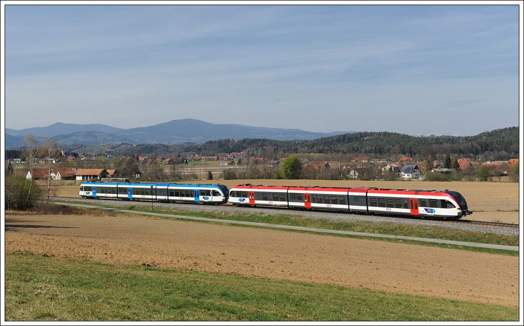 5063 005 und 008 als R 4376 von Graz �ber Hengsberg nach Wies-Eibiswald am 12.3.2012 aufgenommen kurz nach der Haltestelle Dietmannsdorf. (Nachschuss)
