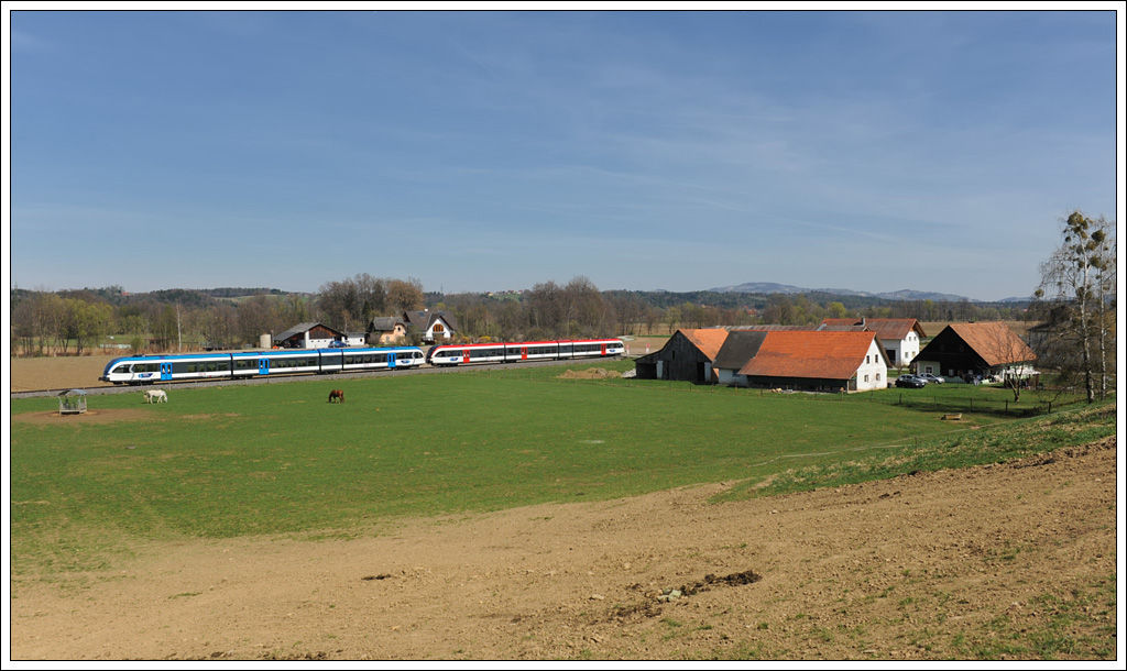 5063 008 und 005, aufgenommen am 12.3.2012 kurz vor der Haltestelle St. Peter im Sulmtal.