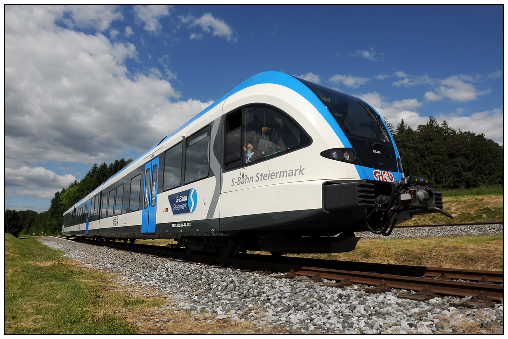 5063 008 am 17.5.2012 als Sonderzug R 4366 (N 101) von Wies-Eibiswald nach Gleinsttten, aufgenommen bei der Abzweigung zur AB Gleinsttten in Gasselsdorf. 