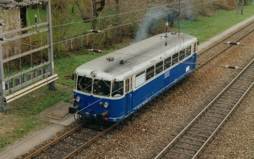 5081 001-9 am Ostermontag, dem 12.April 1993 bei der Einfahrt in den Bf. Liesing. (Scan vom Fotopositiv)