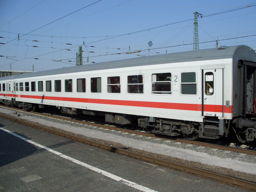 51 80 22-95 911-9 Bimz 256 am 24.04.2009 in Mnster Hbf.