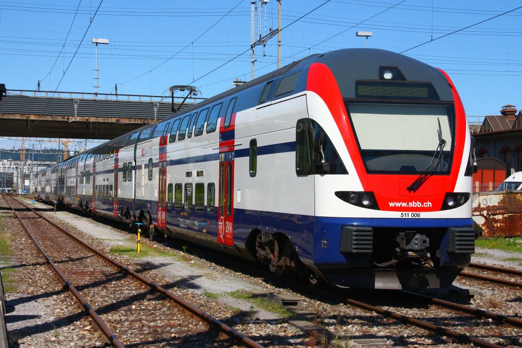 511 006 wartet in Brugg auf seinen nchsten Einsatz - 27/06/2012