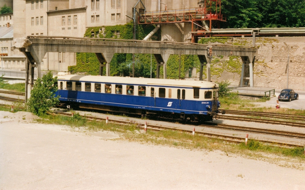 5144.04 wendet am 19.Juni 1993 im Bf. Waldmhle. (Scan vom Fotopositiv) 

