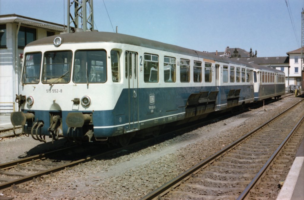515 552 abgestellt in Kaiserslautern im Sommer 1988