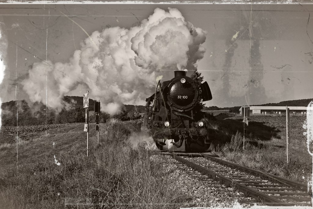 52 100 bei Ernstbrunn, am 15.10.2011, k�nnte doch auch in den 70er Jahren sein;-)
